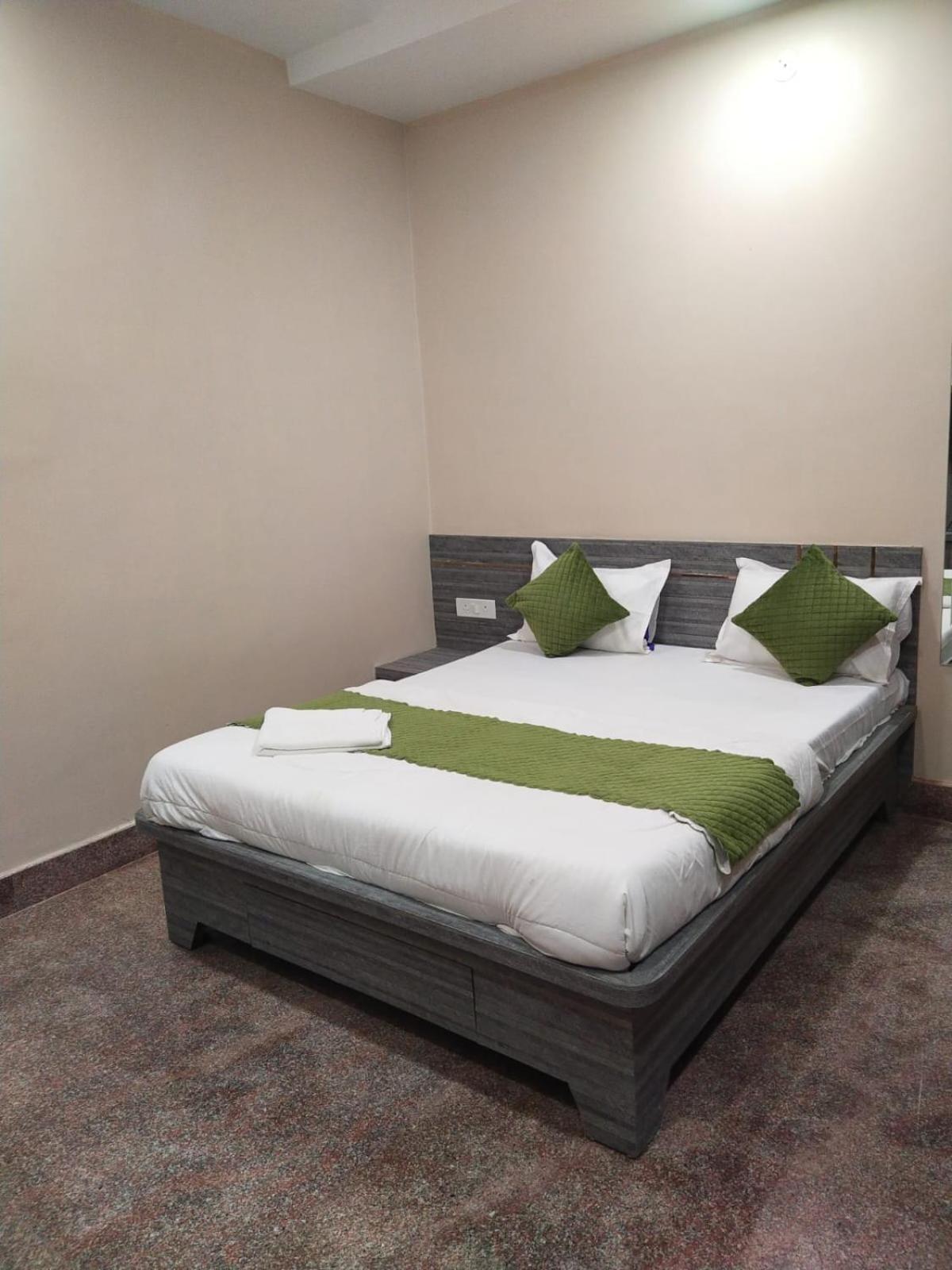 Hotel Utsav Palace 칸푸르 외부 사진