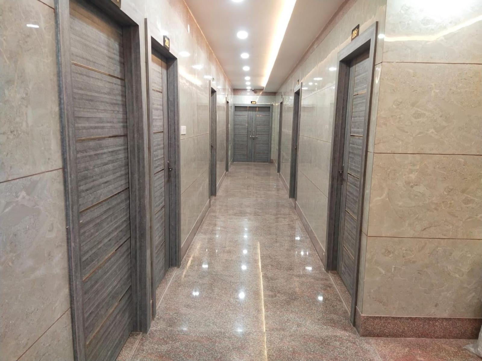 Hotel Utsav Palace 칸푸르 외부 사진